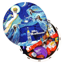 Подарунок №43-1 Milkа & Kinder “Подарунок для чемпіона" 860г (21х21х9 см, у дерев'яній коробці)