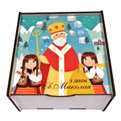 Подарунок №46/4 Kinder “Ласунчик” 450г (15х15х7 см, у дерев'яній коробці)